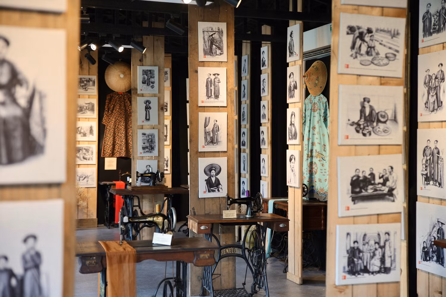 Chương trình nghệ thuật Nét Hà thành: Đặt áo dài trong dòng chảy của lịch sử, xã hội và đời sống