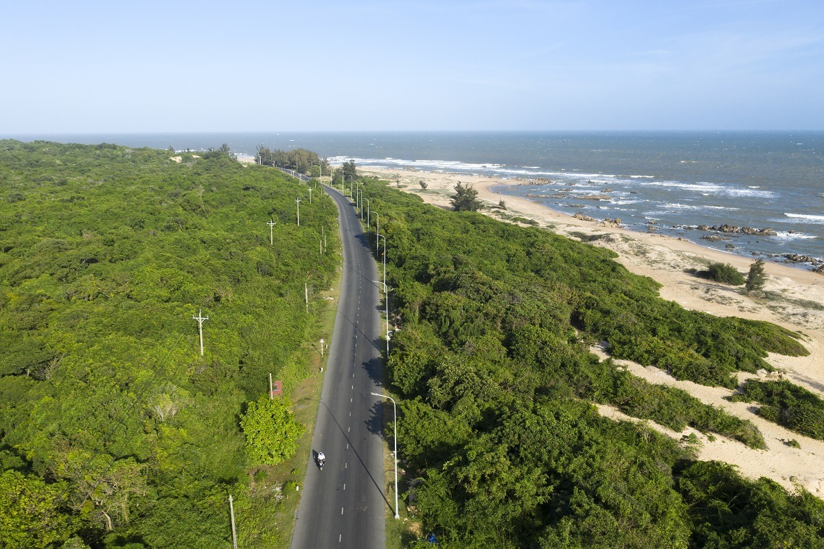 trai-nghiem-suoi-nuoc-nong-binh-chau-nguon-khoang-nong-tu-nhien-duy-nhat-tai-mien-nam-02-1650854743.jpeg
