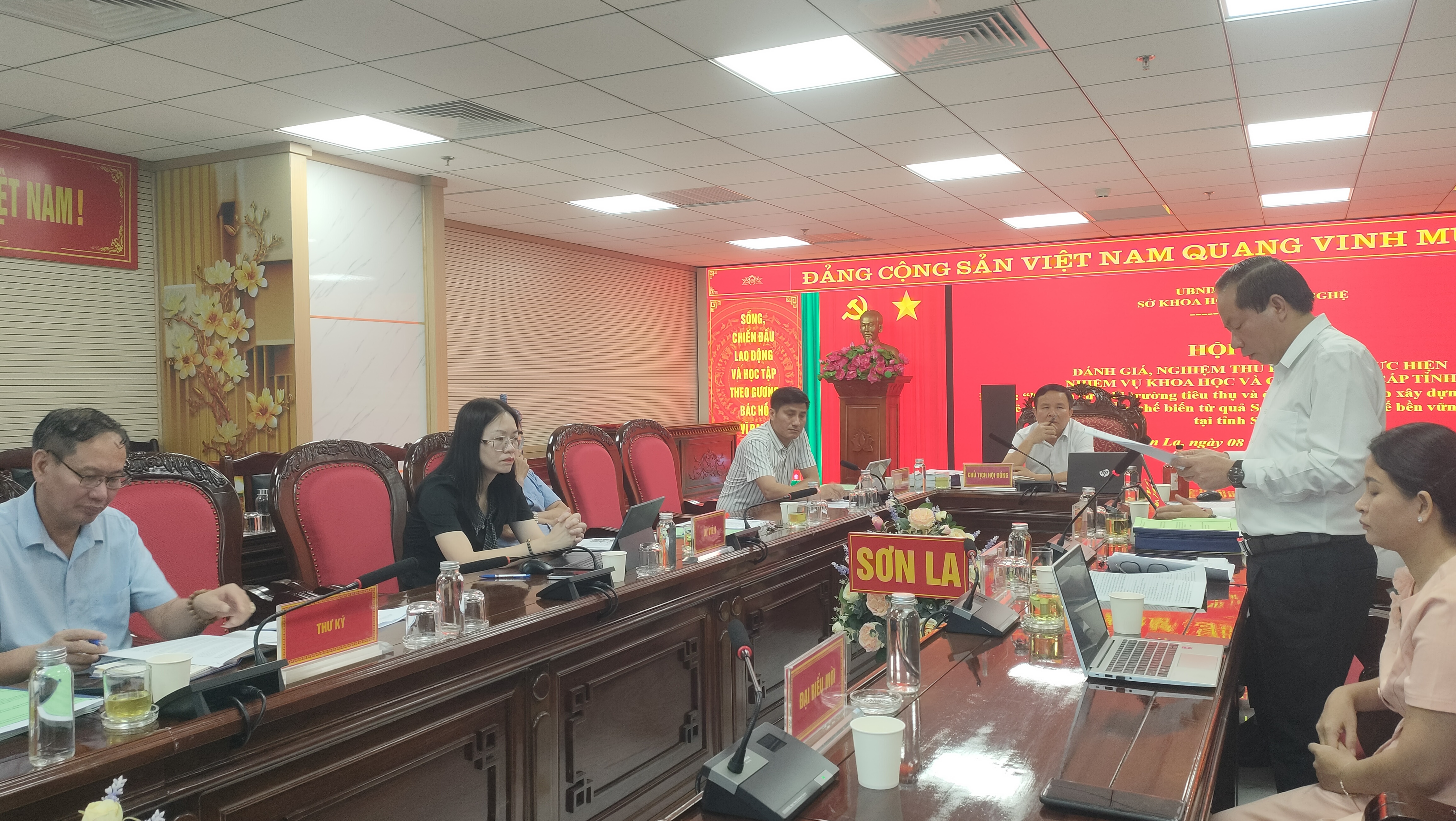 HTX Nậm Nghẹp tiếp nhận kết quả nghiên cứu giấm táo sơn tra, mở thêm sinh kế cho người dân vùng cao