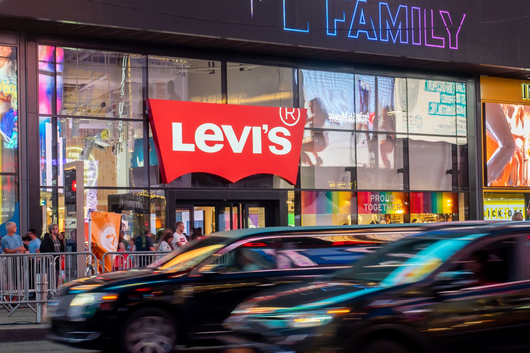 Hãng thời trang Levi's bị tấn công đánh cắp dữ liệu