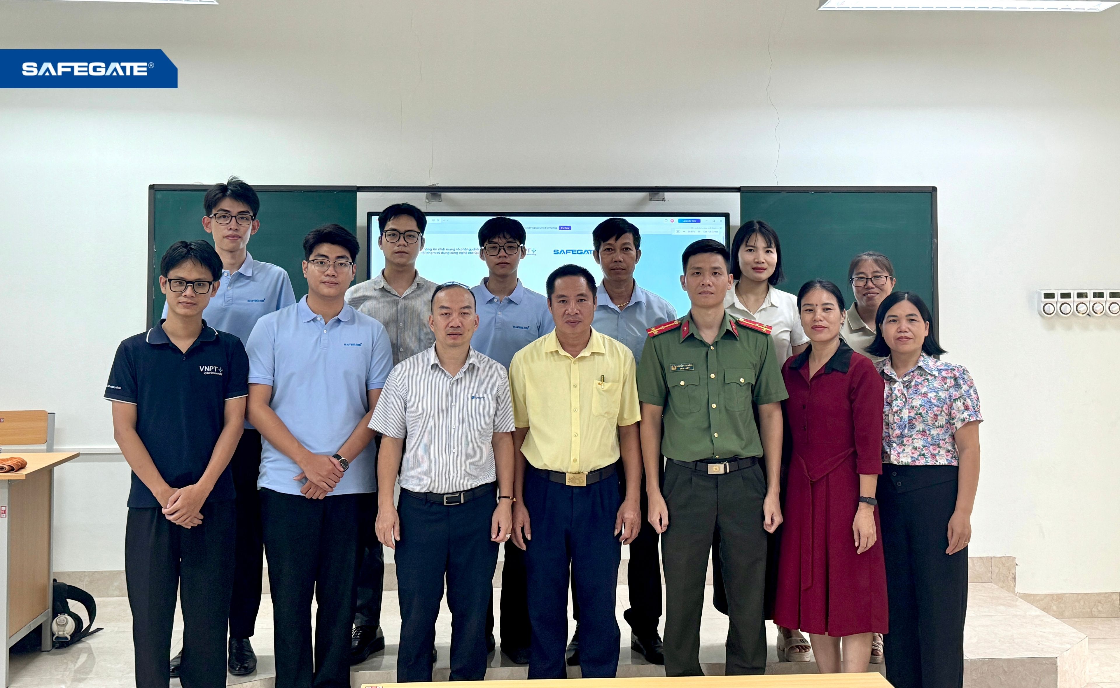 Triển khai dịch vụ toàn diện tuân thủ an toàn thông tin và bảo vệ dữ liệu trong trường học tại đặc khu Cô Tô
