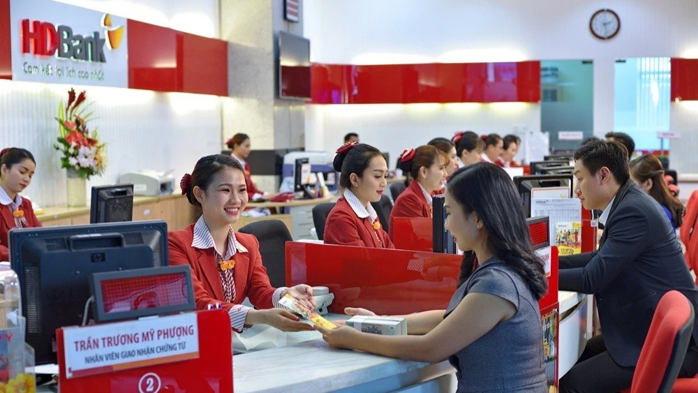 HDBank huy động 721 triệu USD từ ADB, Standard Chartered và các định chế tài chính quốc tế