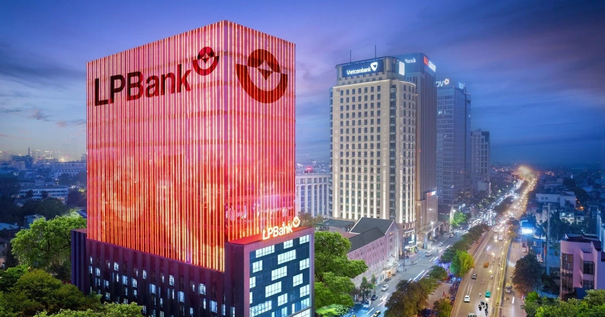 Gần 130 triệu cổ phiếu LPB vừa được bán với giá rẻ, LPBank sắp đón thêm đại cổ đông?