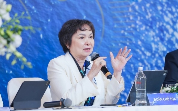 Người nhà Chủ tịch PNJ đăng ký mua vào cổ phần giữa làn sóng bán tháo