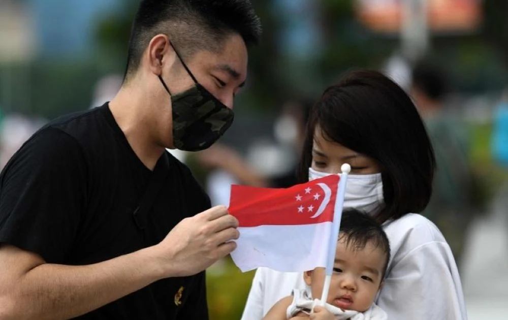 Chính phủ Singapore thưởng gần 1,5 tỷ đồng cho mỗi trẻ để khuyến khích công dân sinh con