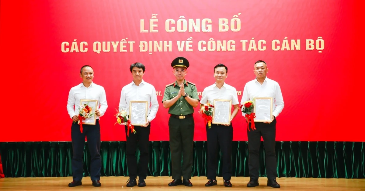 FPT Telecom có 4 phó tổng giám đốc mới