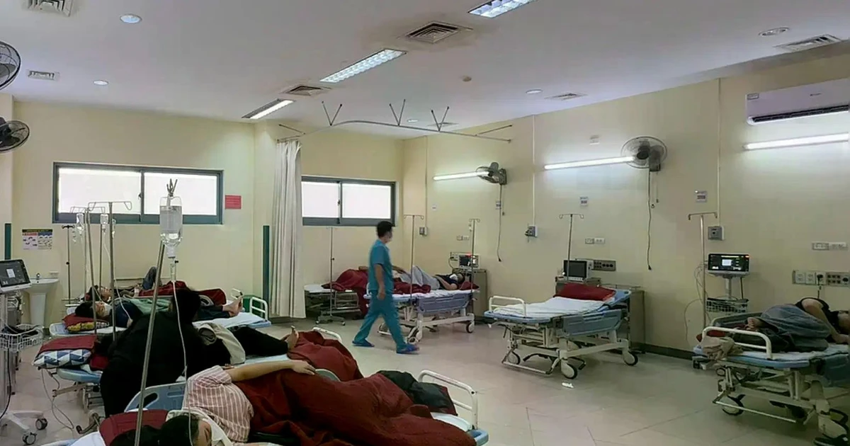 Hơn 50 công nhân Công ty Scavi Huế nhập viện nghi ngộ độc