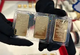 Giá vàng đồng loạt tăng mạnh, thương hiệu SJC lên ngưỡng 142,4 triệu đồng mỗi lượng