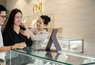 Thế khó của PNJ trong cơn khủng hoảng thanh khoản