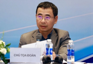Ông Tô Hải muốn gom hơn 31 triệu cp VCI, không lâu sau khi vợ thoái sạch vốn