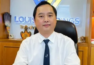 Vừa đón tân Chủ tịch Đỗ Thành Nhân, VKC Holdings bị phong tỏa tài khoản gần 156 triệu đồng