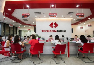 TCB tăng trần trước tin thương vụ 2 tỷ USD, gần 17 triệu cp được sang tay phiên 26/08