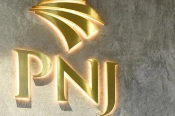 PNJ ngược dòng thị trường, tăng trần lên 32,900 đồng/cp, thanh khoản tiếp tục bùng nổ hơn 320 tỷ