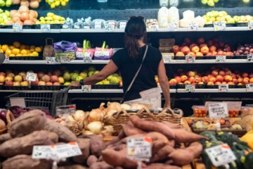 CPI Mỹ tăng chậm lại trong tháng 7, Fed có lý do để hoãn tăng lãi suất