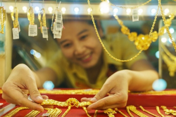 Giá vàng hôm nay 12/9/2026: Cuối tuần bật tăng, SJC và nhẫn lên cao