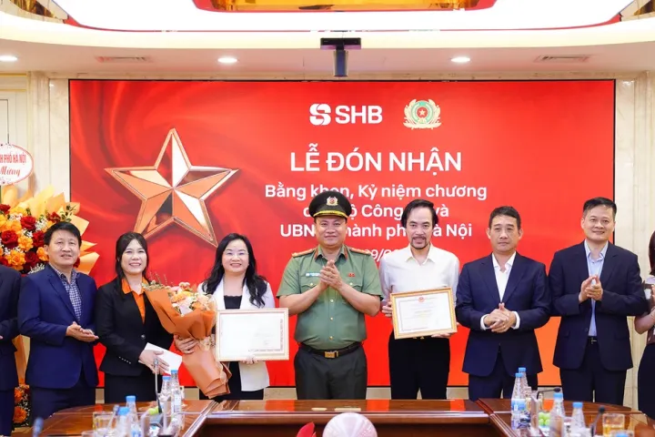 Bằng khen của Bộ Công an và dấu ấn SHB trong bảo đảm an ninh tiền tệ, an toàn hệ thống ngân hàng