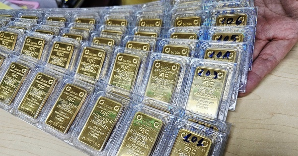 Cuối ngày 23-6, giá vàng miếng SJC, vàng nhẫn tiếp tục rớt mạnh