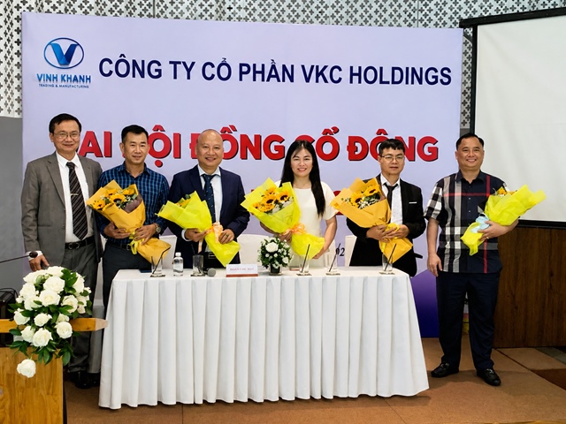 ĐHĐCĐ VKC: Kế hoạch “lột xác” với ngành may mặc, ông Đỗ Thành Nhân vào HĐQT