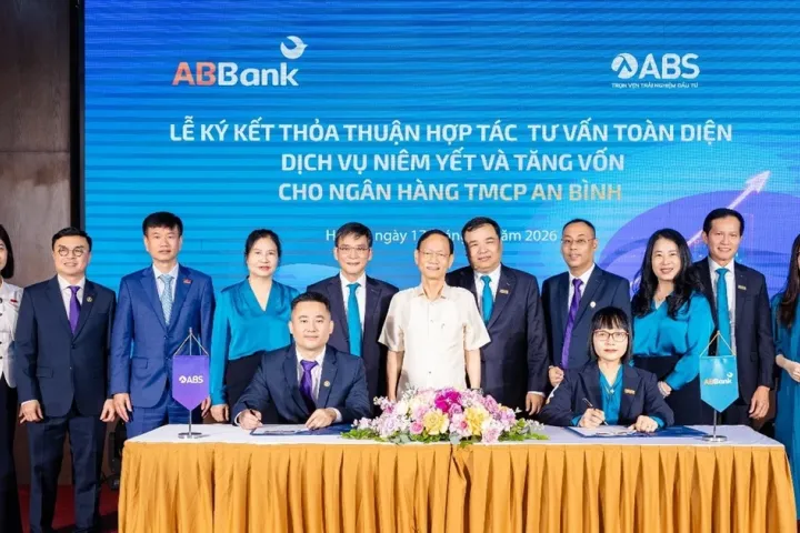 ABBank và ABS ký hợp tác tư vấn toàn diện dịch vụ niêm yết và tăng vốn điều lệ