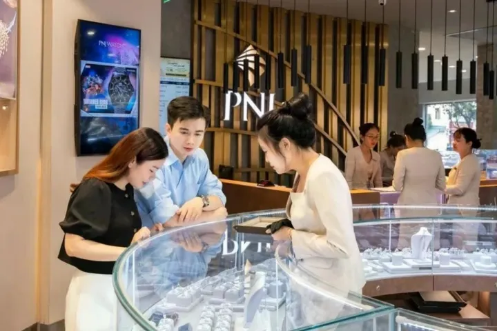 Bán lại vàng cho PNJ: Trên 5 triệu đồng phải chờ 120 ngày mới được nhận hết tiền