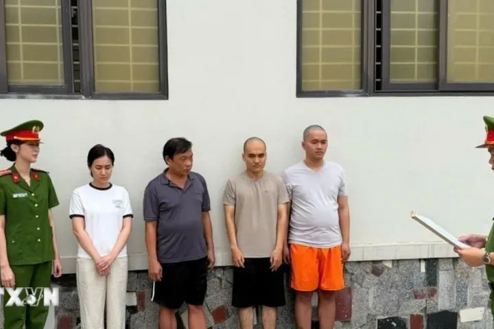 Thanh Hóa: Khởi tố thêm 4 bị can trong vụ buôn lậu kim cương xuyên quốc gia