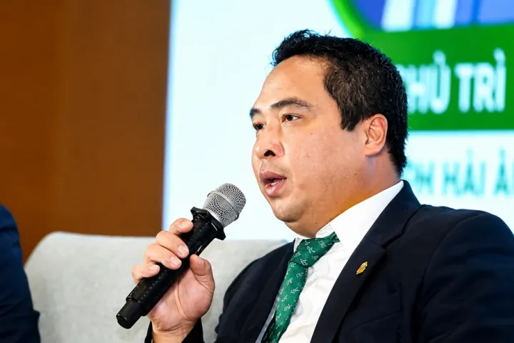 Hành trình từ kỹ sư hóa học đến tổng giám đốc DGC của ông Lưu Bách Đạt