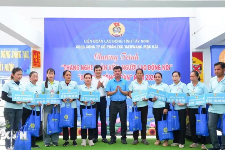 Lắng nghe tiếng nói người lao động từ “Bữa cơm Công đoàn”