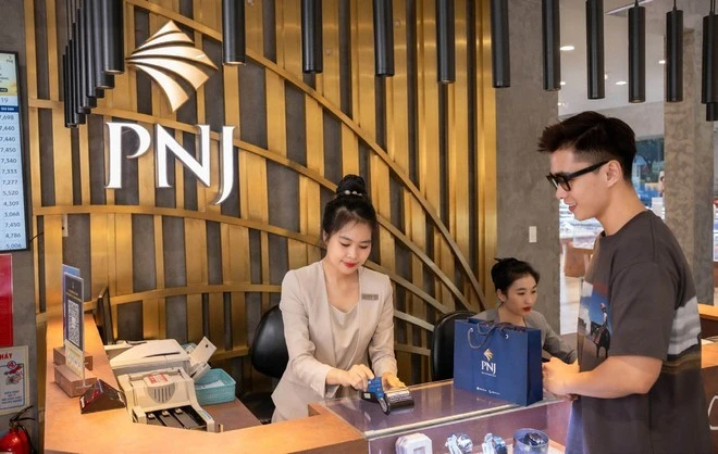 PNJ đón cổ đông lớn trước kỳ họp bất thường