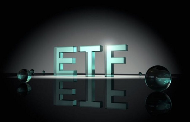 Quỹ ETF ngoại trở mình sau chuỗi bán ròng