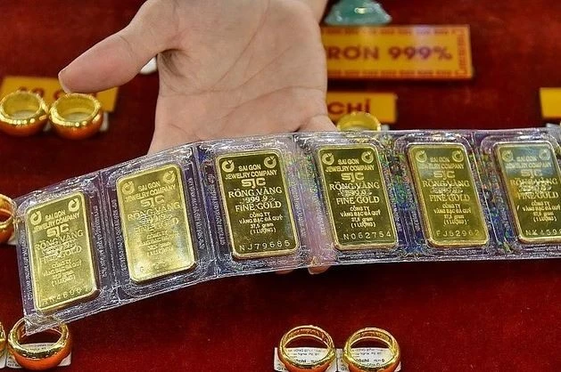 Giá vàng trong nước tăng mạnh, chênh lệch với thế giới rút ngắn còn 2,7 triệu đồng