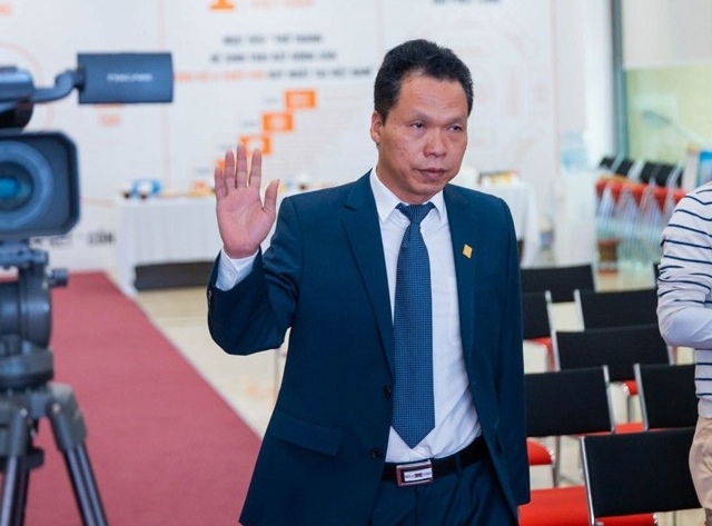 Chủ tịch và Phó Chủ tịch HPX gom 20 triệu cp khi giá về quanh vùng đáy thuế quan