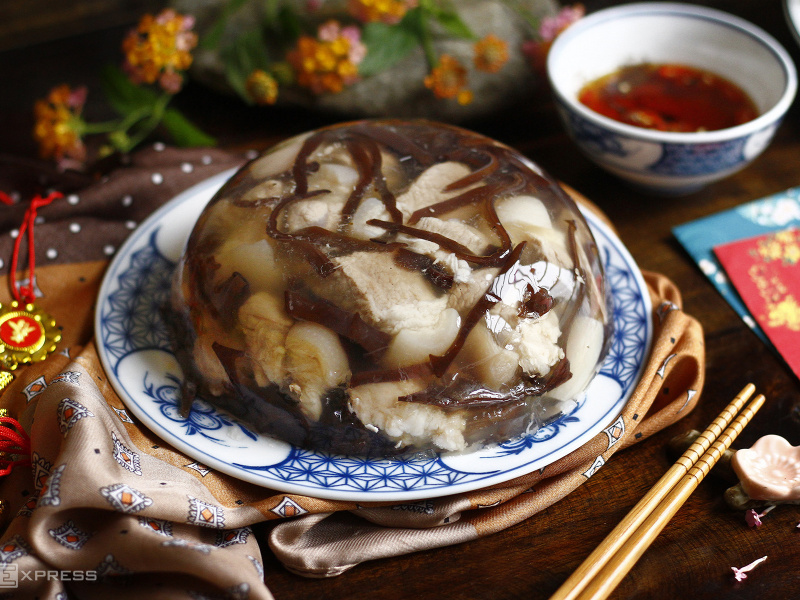 Phép màu tháng Chạp và bát 