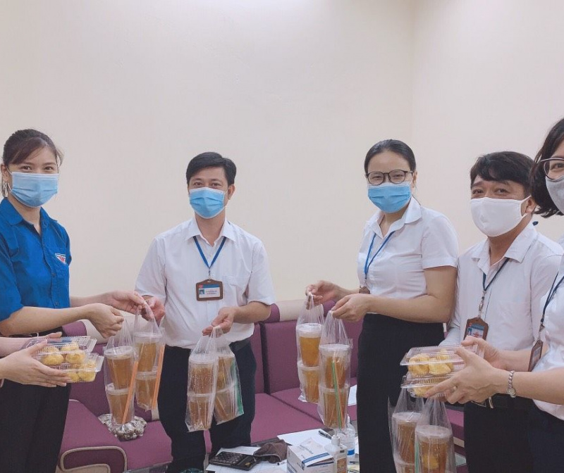 TIẾP SỨC MÙA DỊCH