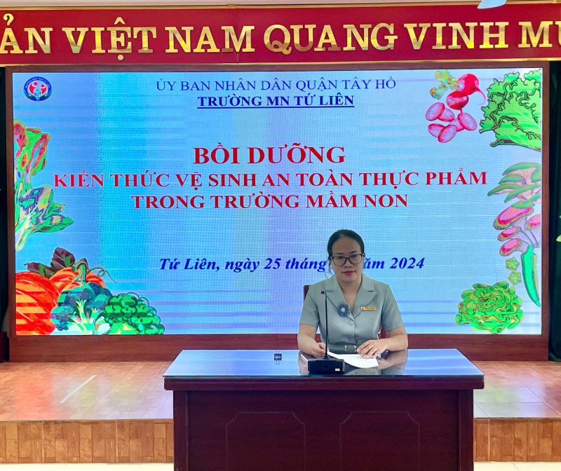 👩‍🍳 TRƯỜNG MẦM NON TỨ LIÊN TỔ CHỨC BỒI DƯỠNG KIẾN THỨC AN TOÀN THỰC PHẨM CHO GIÁO VIÊN-NHÂN VIÊN LÀM CÔNG TÁC BÁN TRÚ NĂM HỌC 2024-2025 🫕🧆🍱