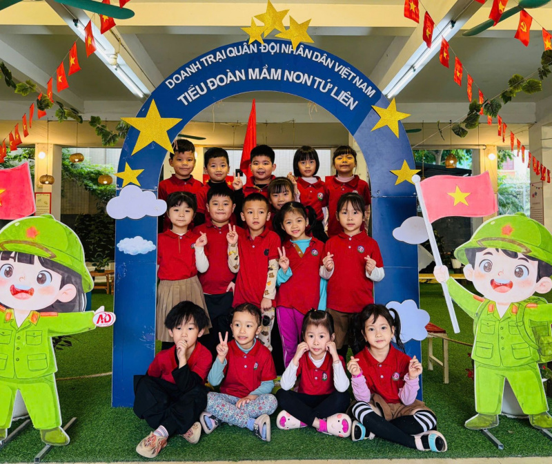 RỘN RÀNG KHÔNG KHÍ CHÀO MỪNG 81 NĂM NGÀY THÀNH LẬP QUÂN ĐỘI NHÂN DÂN VIỆT NAM CỦA CÁC BÉ KHỐI MẪU GIÁO LỚN TRƯỜNG MẦM NON TỨ LIÊN