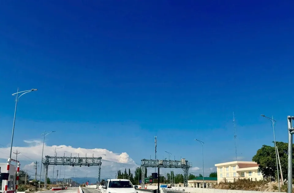 Đẩy nhanh tiến độ hệ thống ITS, thu phí tự động 3 tuyến cao tốc miền Trung
