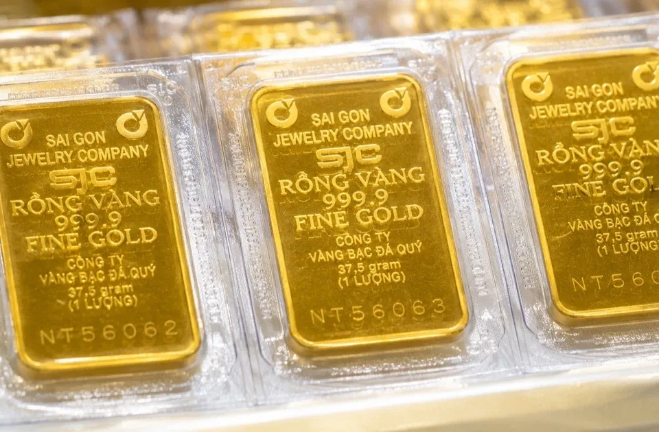 Giá vàng hôm nay 17/7: Vàng thế giới "thủng mốc" 4.000 USD/ounce, vàng SJC giảm 1,6 triệu đồng