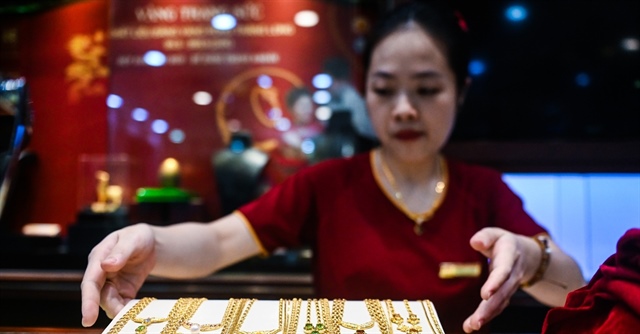 Giá vàng hôm nay 18/7/2026: Đảo chiều ngoạn mục, SJC tăng vọt gần 1 triệu/lượng