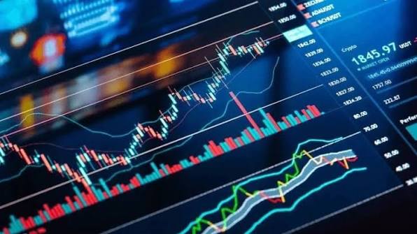 DMX, CSV và GEX có gì hấp dẫn?