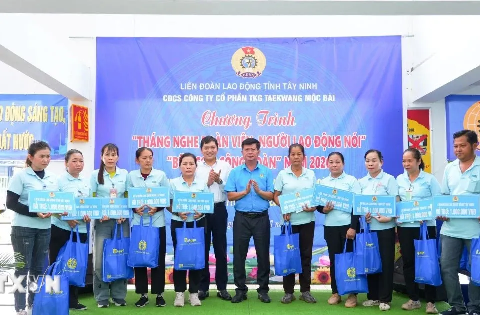 Lắng nghe tiếng nói người lao động từ “Bữa cơm Công đoàn”