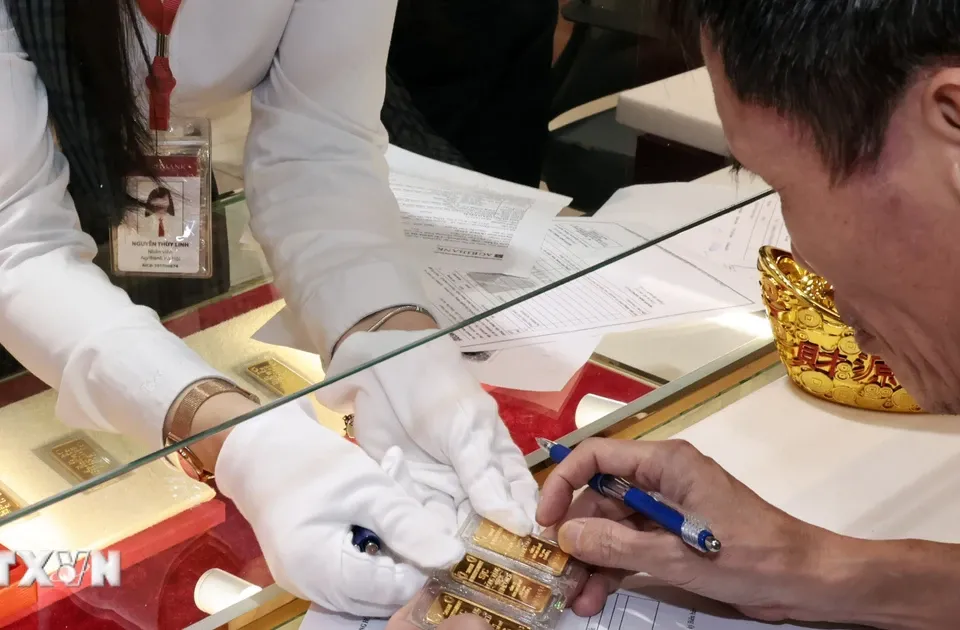 Giá vàng trong nước tăng mạnh, thương hiệu SJC lên ngưỡng 146,5 triệu đồng